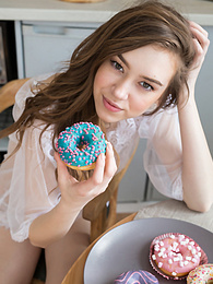 FreeKiloPics presents: If you are a fan of skinny girls, check out how this cute little doll poses and teases totally naked in the kitchen.
